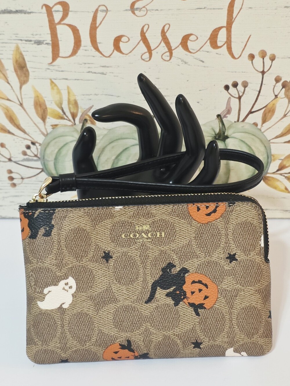 Coach Halloween Wristlet Cats Ghosts Pumpkins Stars Corner Zip Sig CW466